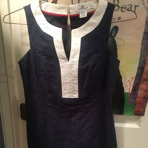 Vineyard Vines shift dress